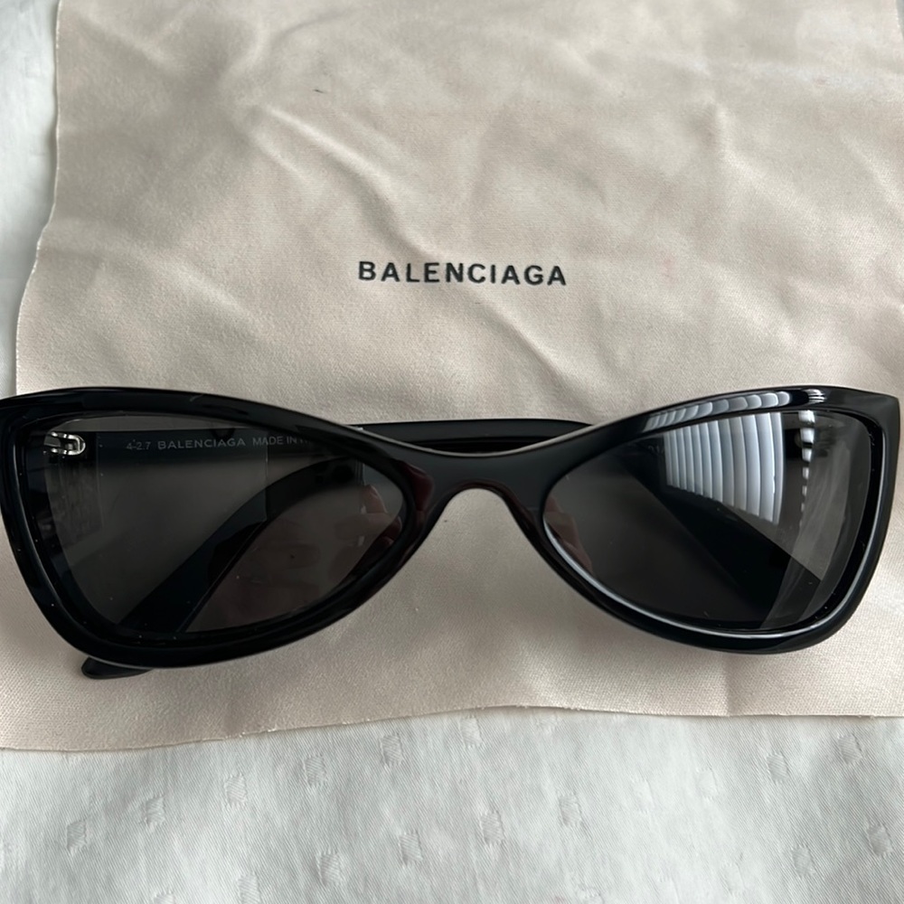 Black sunglasses by Balenciaga